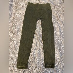 LELE active flex dune leggings.